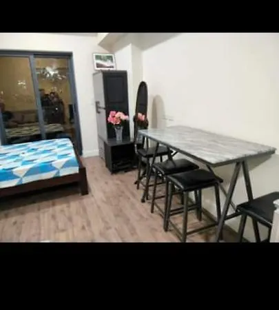 Feliz Studio Condo